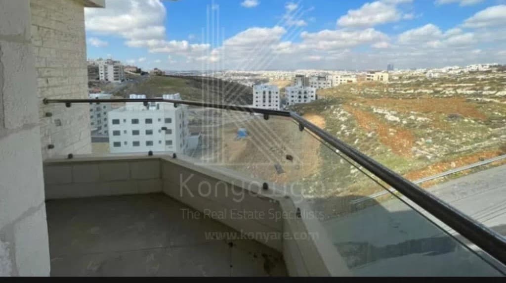 شقة فاخرة للبيع في البحاث / الطبقة