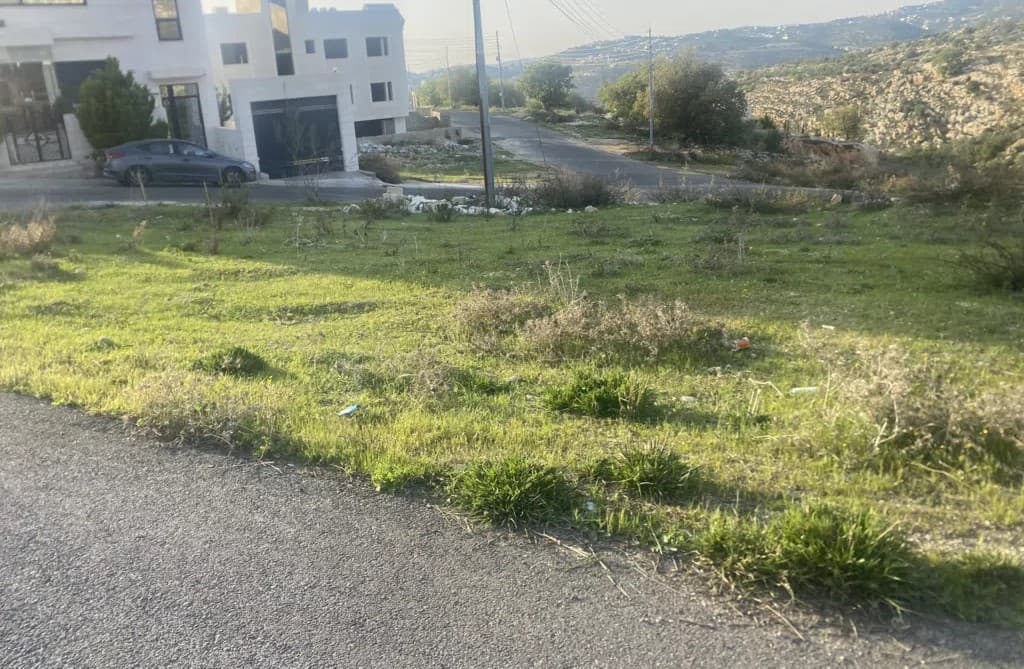 ارض للبيع في اجمل مناطق غرب عمان من المالك مباشرة