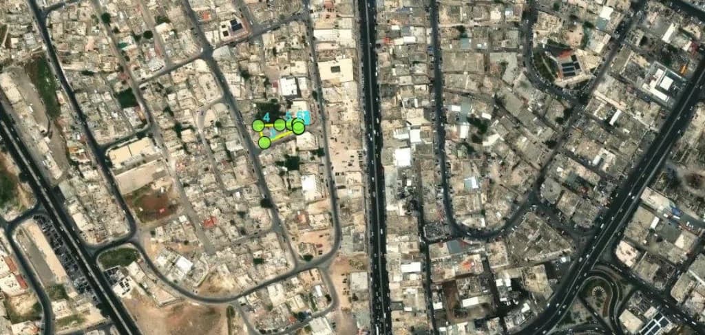 عمارة تجاري للبيع بدخل سنوي 10% بالوحدات قريب دوار الشرق الأوسط دخلة ألبان ضبعة حي مواد البناء